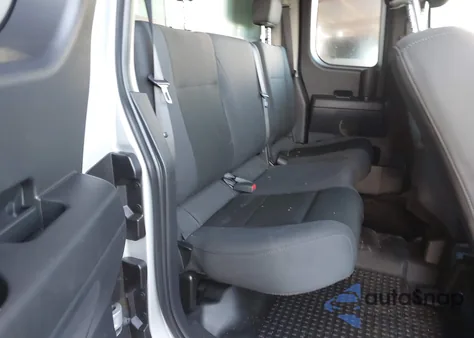 2008 Nissan Titan Xe z USA, uszkodzony, nr VIN 1N6AA06E58N320365